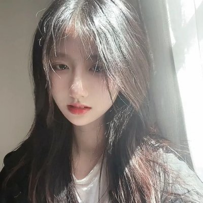 小雁与吴爱丽